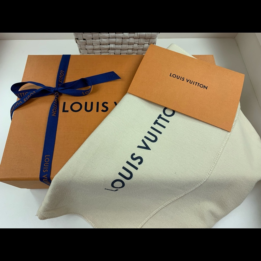 - SOLD - AUTHENTIC LOUIS VUITTON Box Dustcover Ribbon & Gift Receipt Envelope